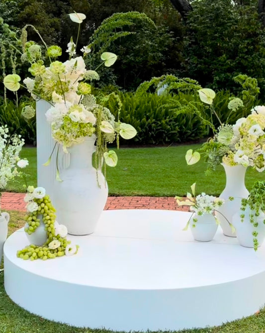 Podest 2m rund inkl. weißer Verkleidung