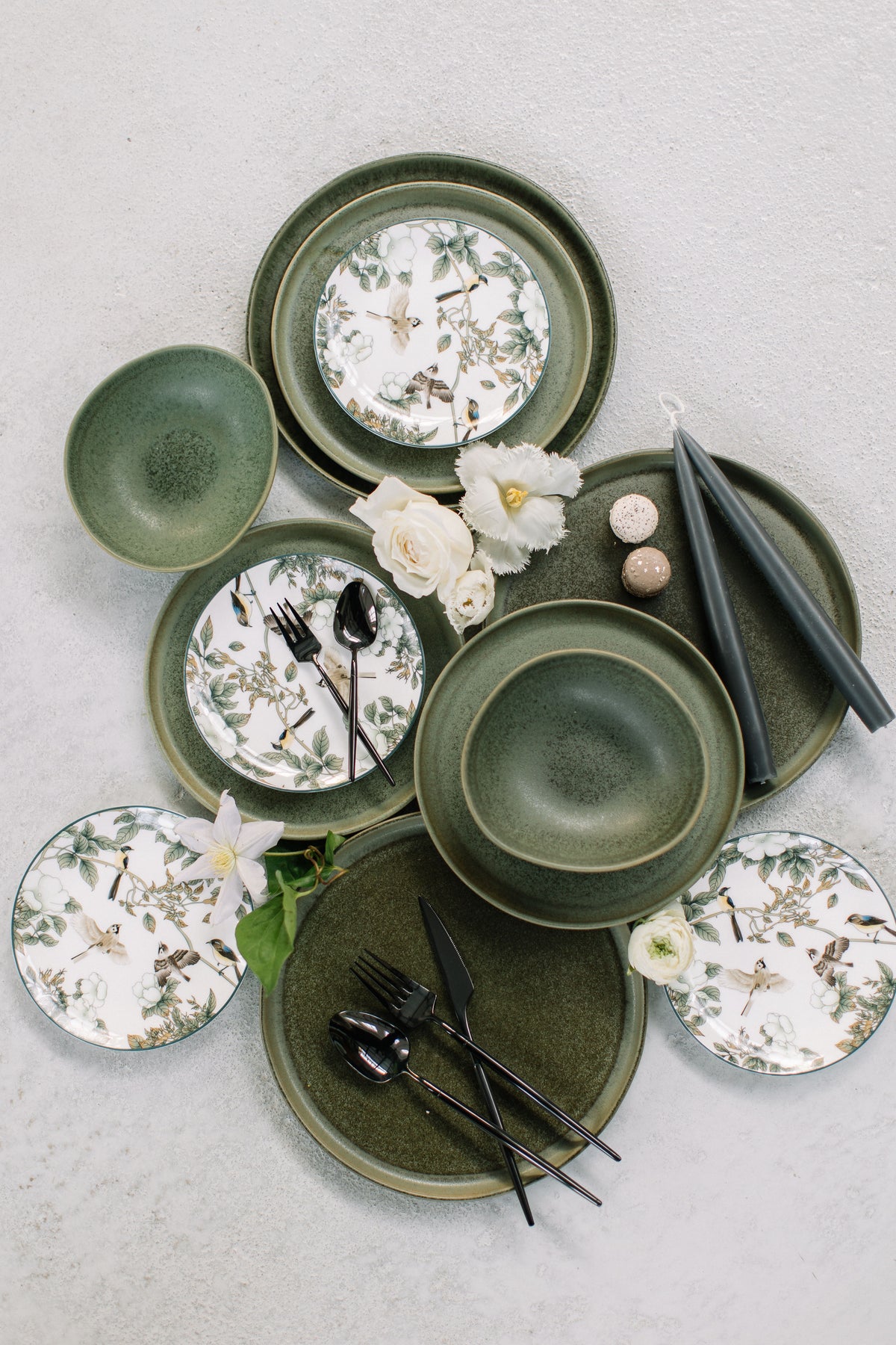 Steingut Olive Speiseteller matt 26cm – Verleih und Dekoration
